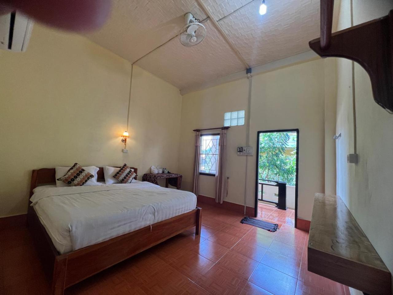 Meexai Guesthouse Nong Khiaw Exterior photo