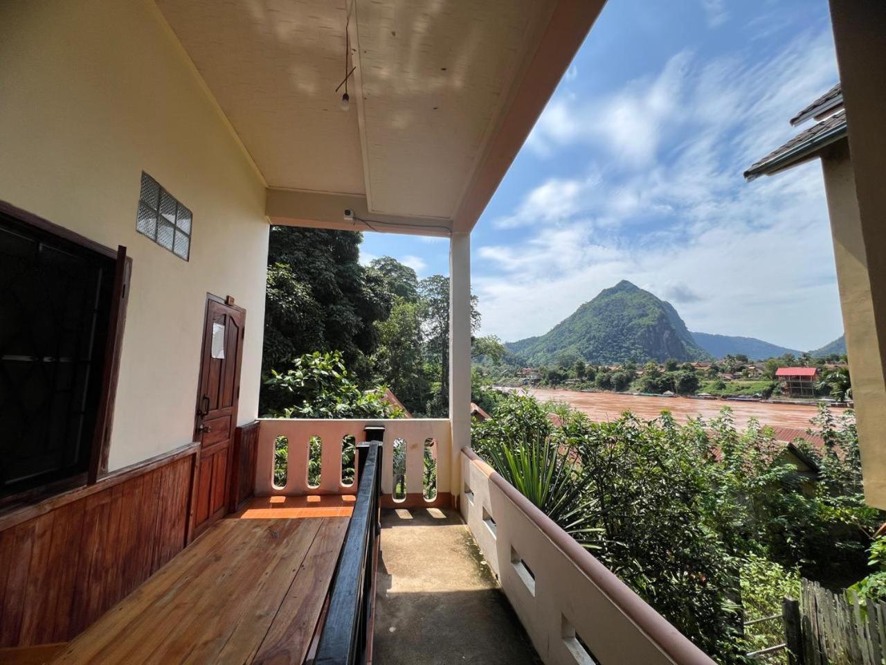 Meexai Guesthouse Nong Khiaw Exterior photo
