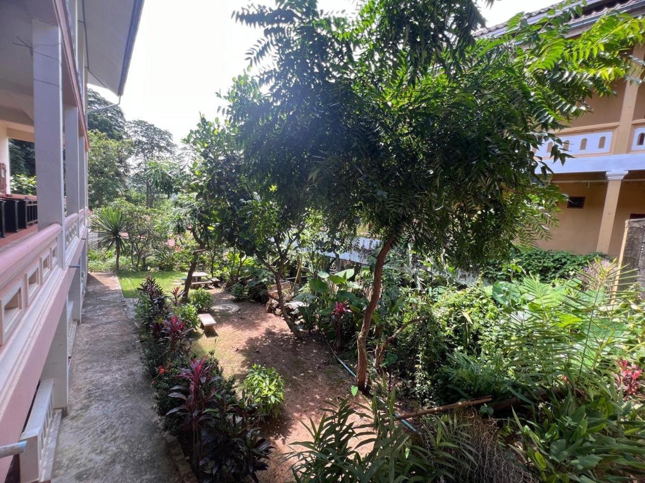 Meexai Guesthouse Nong Khiaw Exterior photo