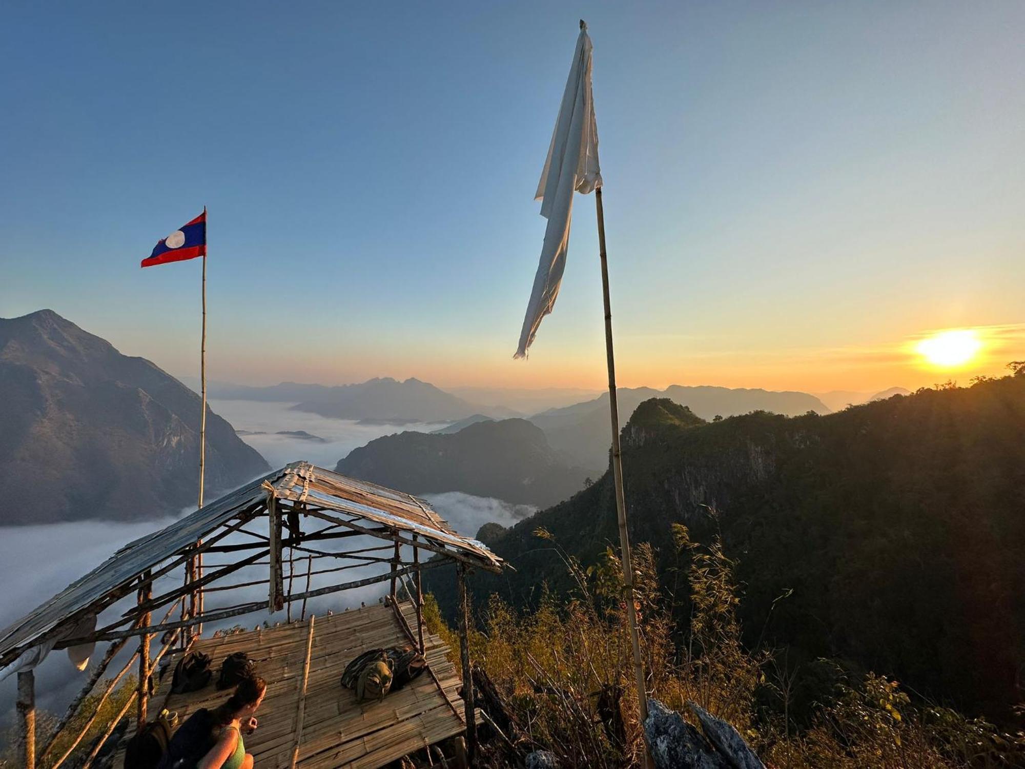 Meexai Guesthouse Nong Khiaw Exterior photo